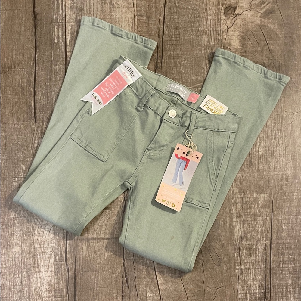 Celebrity Ace Kids Sage Green Jeans size 10